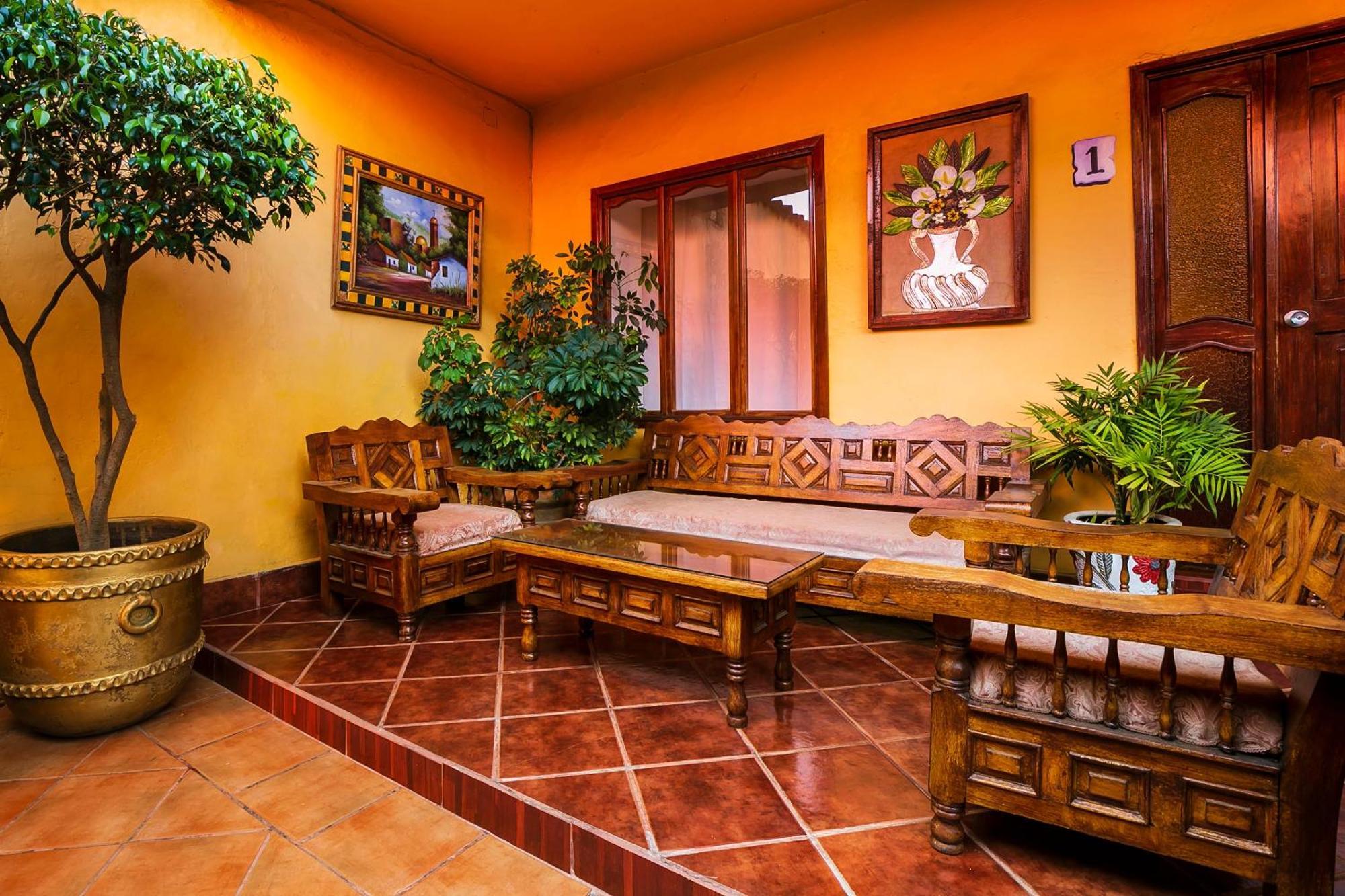 Oyo Posada De Los Angeles, Pátzcuaro Dış mekan fotoğraf