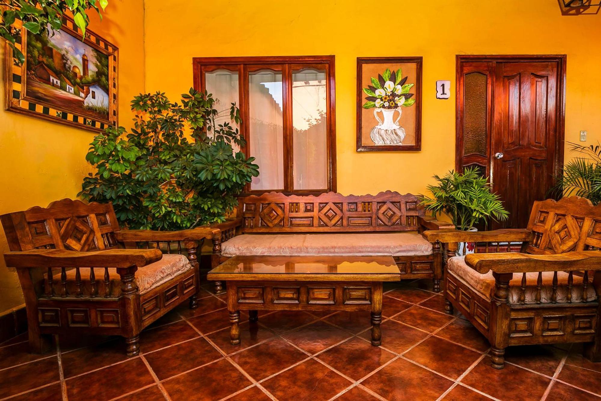 Oyo Posada De Los Angeles, Pátzcuaro Dış mekan fotoğraf